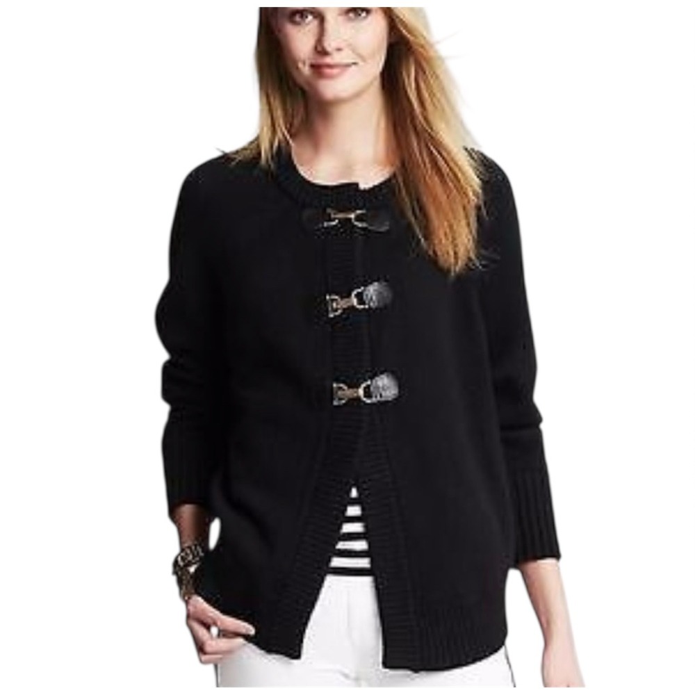Banana Republic Black Buckle Front Toggle Closure Cardigan Cape‎ Sweater XS